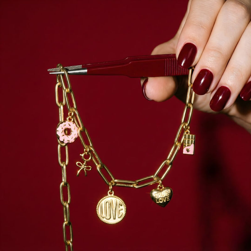 <p>Von Hand gefertigt</p>